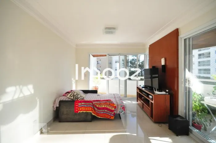 Apartamento à venda no Edifício Cristal - Rua Alcantarilla, 263 - São Paulo - SP