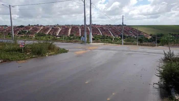 Lote de Esquina em Messias - 216m² | Residencial ou Comercial + Projeto Grátis