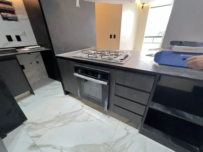 Alugo apartamento
