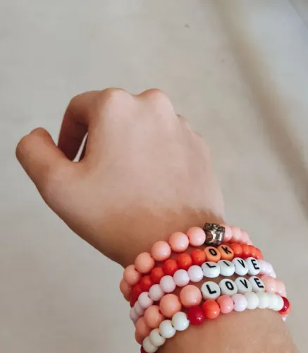 5 Pulseirinhas feitas a mão