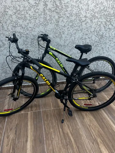 COMBO 2 BICICLETAS CALOI ARO 29 - PRETA/AMARELA E PRETA/VERDE