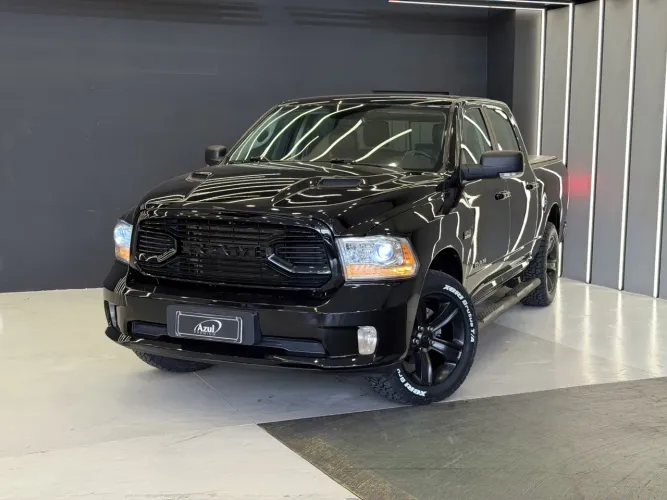 Ram Classic Laramie 5.7 V8 16V Gasolina 4X4 Aut. 2022