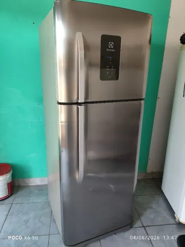 Geladeira INOX CONSERVADA
