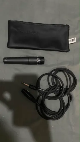 Microfone Dinâmico Shure Sm57