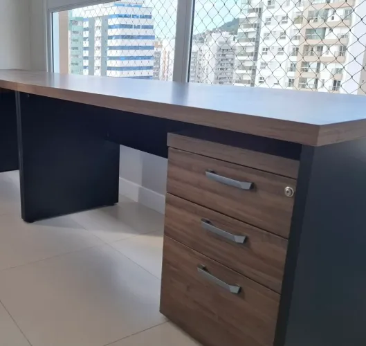 Mesa escritório mais gaveteiro