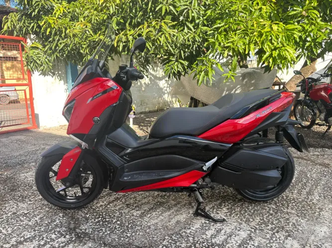 Xmax 250 abs - 2024- 5mil km 