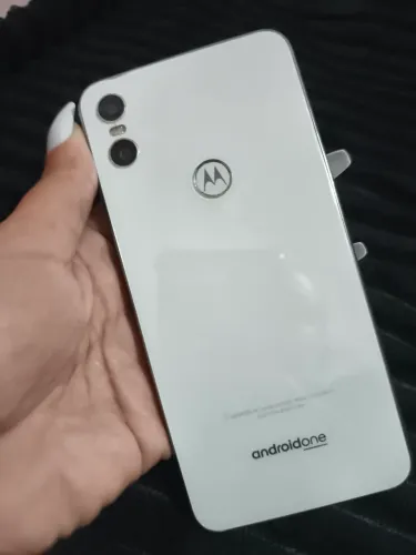 Moto one