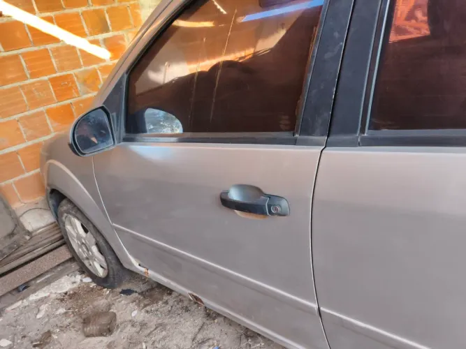 Ford Fiesta Sed. 1.6 8V Flex 4P 2005