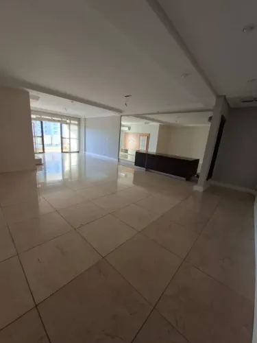 Apartamento com 4 quartos no Jardim Jalisco