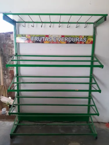 Expositor para frutas e verduras e banana