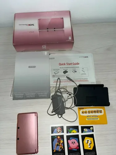Nintendo 3DS Rosa Original + Jogo New Super Mario Bros 2 + Cards (Com Caixa)