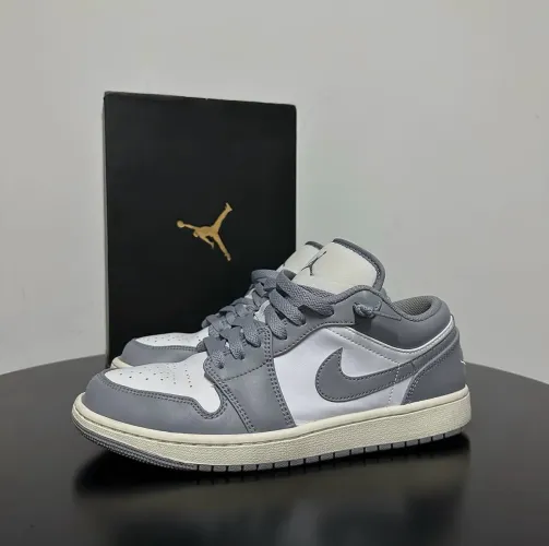 Air Jordan 1 Low Vintage Grey