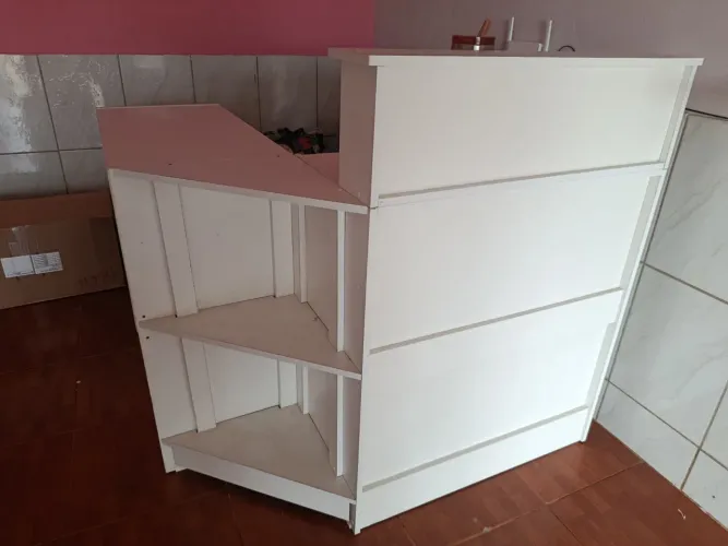 Balcão Caixa em L