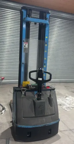 Transpaleteira elétrica