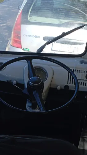 Volkswagen Kombi Standard/ Luxo/ Serie Prata 1976