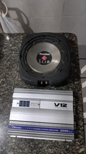 Caixa amplificada e modulo