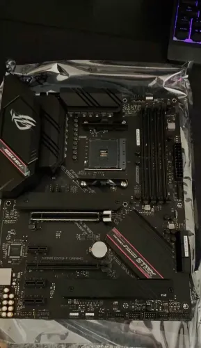 B550-F WIFI Gaming - Novinha!!