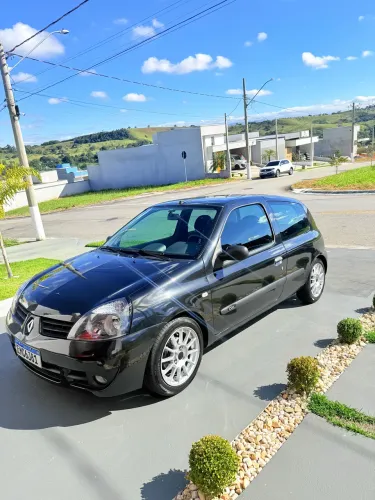 Renault Clio Campus Hi-flex 1.0 16V 3P 2010