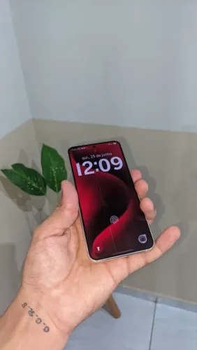 SAMSUNG S23