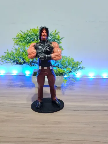 BONECO RUGAL BERNSTEIN THE KING OF FIGHTERS COLECIONAVEL EM RESINA 