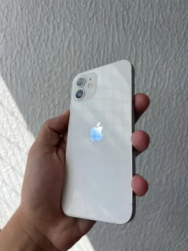 iPhone 12 64GB