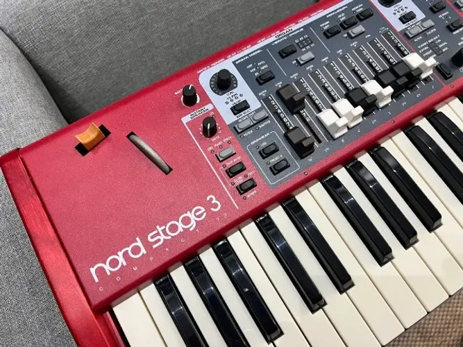 Nord Stage 3 73 Compact SW