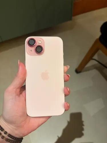 iPhone 15