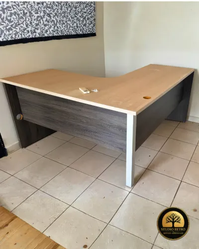 Mesa em L com Gaveteiro 4 Gavetas Bicolor 1,60m - Fabricamos móveis sob encomenda