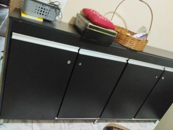 Armário em MDF preto