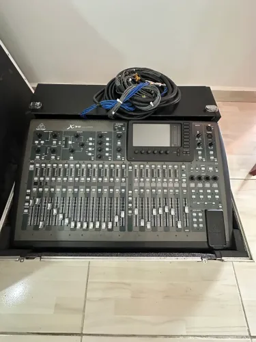 ? Mesa Digital Behringer X32 + Case