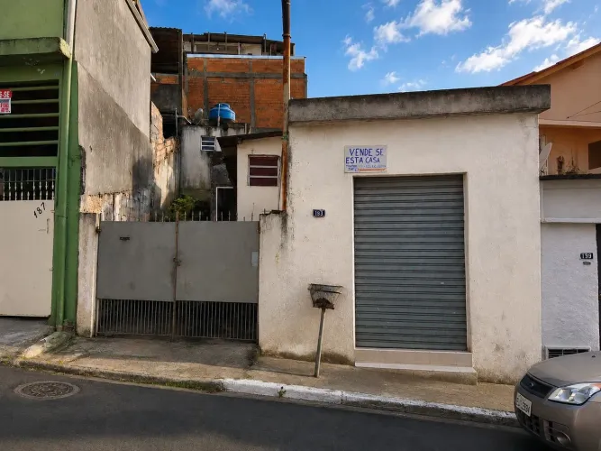 Casa com 2 Residências em terreno de 187,5 m² - Jardim Comercial