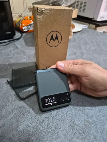Motorola razr 40
