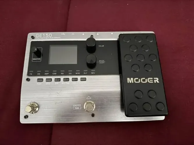 Pedaleira Mooer GE-150