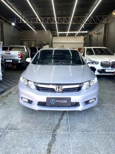 Honda Civic Sedan LXR 2.0 Flexone 16V Aut. 4P 2014