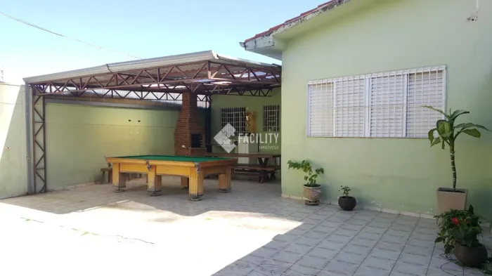 Casa a venda no Jardim Chapadão com 3 quartos e 184 m²