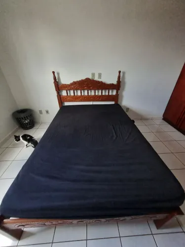 Cama viúva madeira maciça marrom