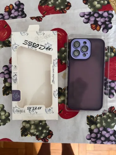 Capa iPhone 15 Pro Max - Roxa Premium Com Proteção de Câmera - Nova Na Caixa