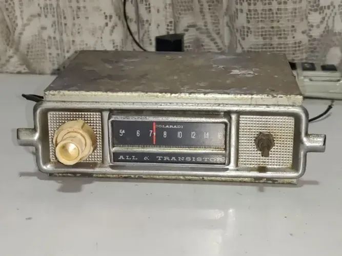 Rádio Automotivo Antigo Colaradi Bom Estado P Revisar