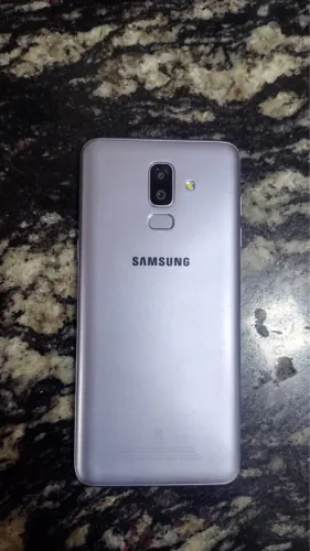 Celular Samsung Galaxy J8