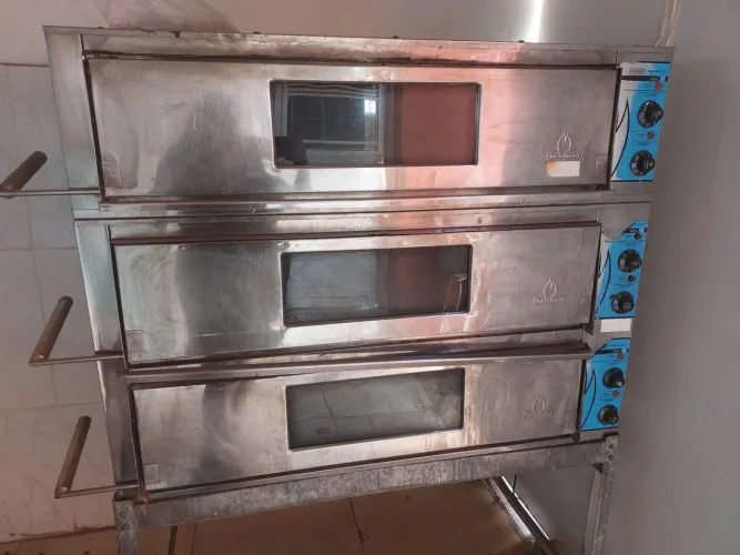 Forno eletrico Monofásico  com 3 pavimento 