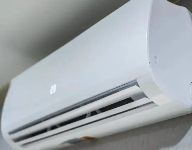 Vendo ar condicionado inverter 12.000 BTUs