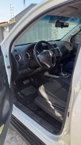 Nissan Frontier Attac.cd 4X4 2.3 Bi-TB Die. AUT 2019
