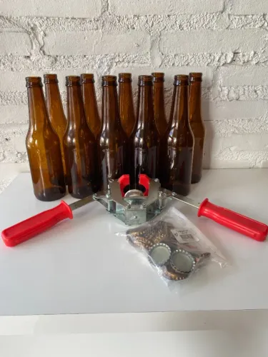 Ref. 428 Kit Engarrafamento com 10 Garrafas Novas + Arrolhador e 40 Tampinhas