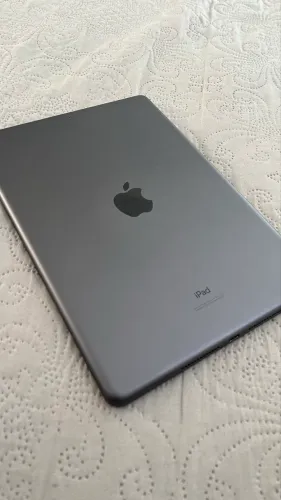 iPad 8