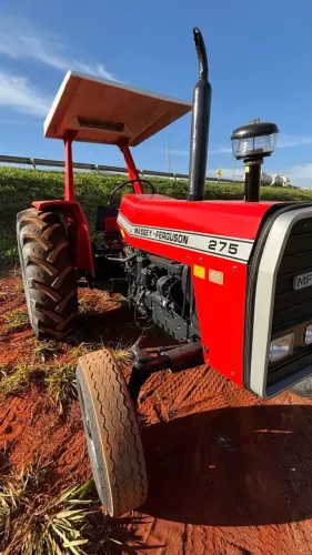 Trator Massey Fergusson 275 