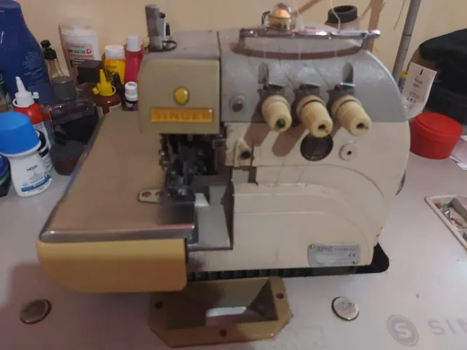 Máquina de costurar
