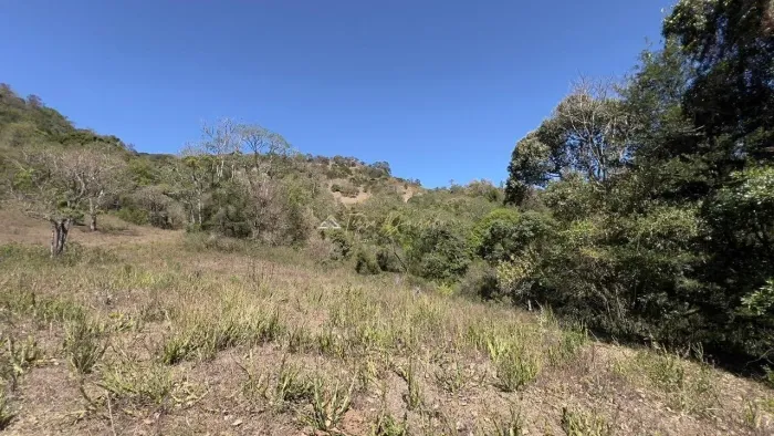 Área à Venda em Sapucaí Mirim - MG
