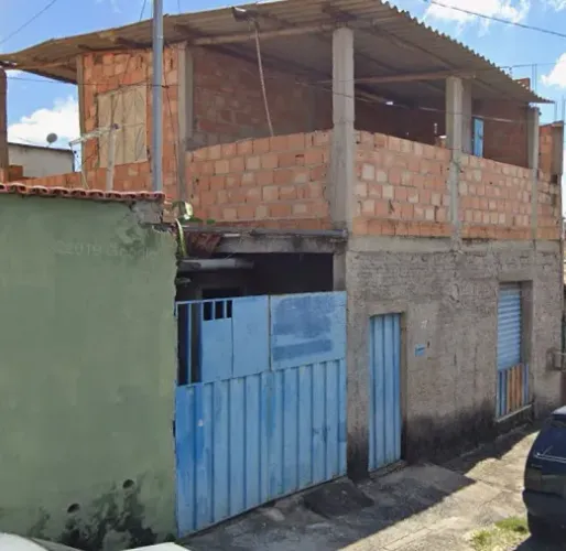 Casa em Nova Contagem, próximo a feira