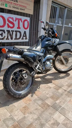 Xt 600 E 2001 preta