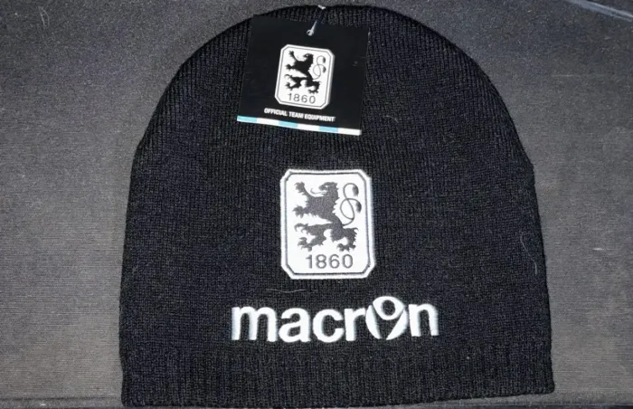 Touca preta gorro macron